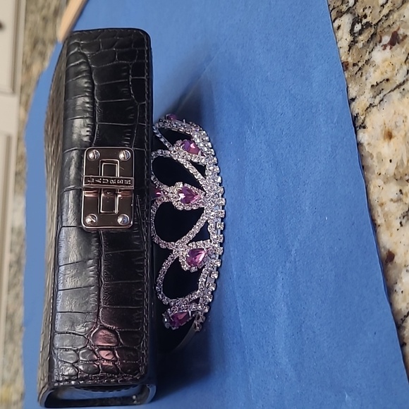 Vegan Leather Vintage Shiny Textured Box Bag - Picture 2 of 13